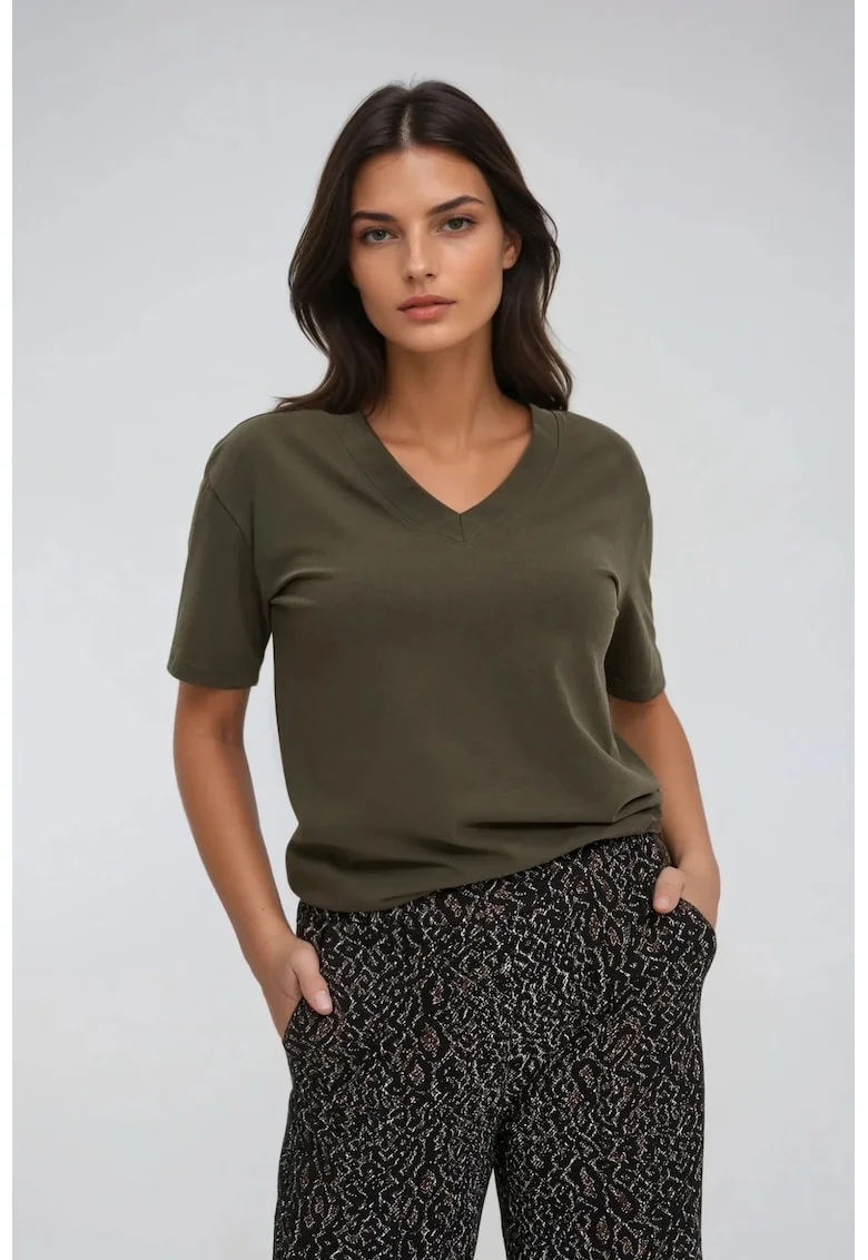 Tricou  decolteu V verde, Kaki