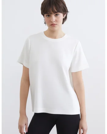 Tricou cu model uni si decolteu la baza gatului, Alb