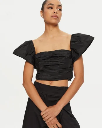 Top  Debra 100600 Y3LE, negru
