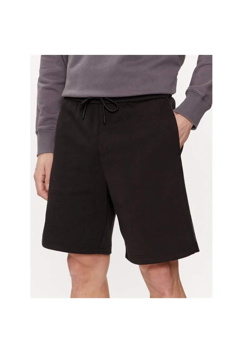 Pantaloni sport scurti barbati  negru