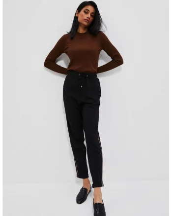 Z-SP-3912, Negru