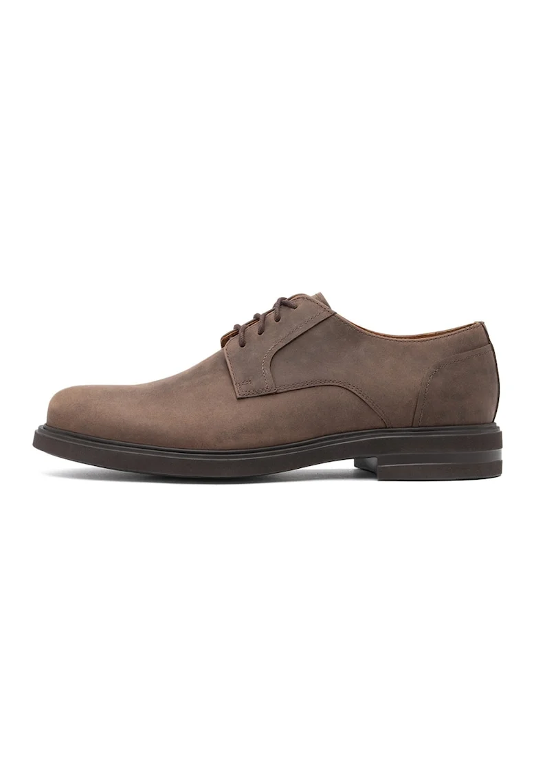 Pantofi din piele intoarsa cu clapa, Maro deschis