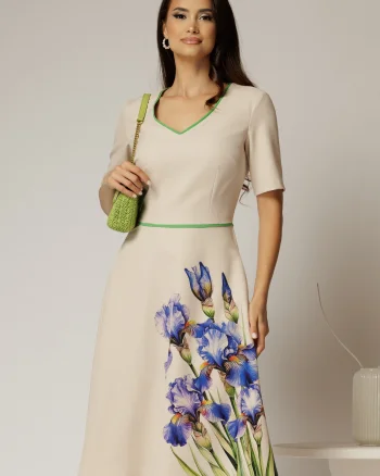 Rochie midi bej clos cu imprimeu indiggo si decolteu in V