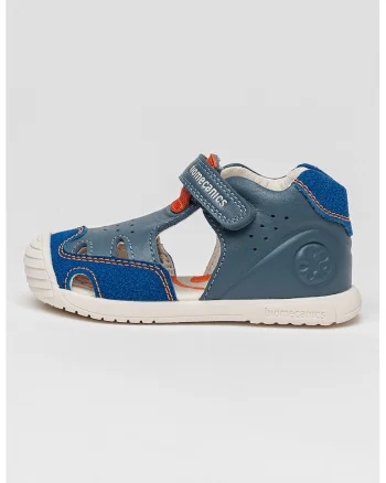 Sandale cu inchidere velcro si insertii din piele