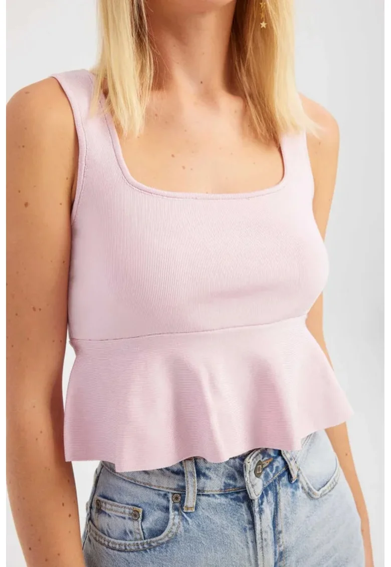 Top tricotat cu volane,  decolteu patrat, roz, jerseu,