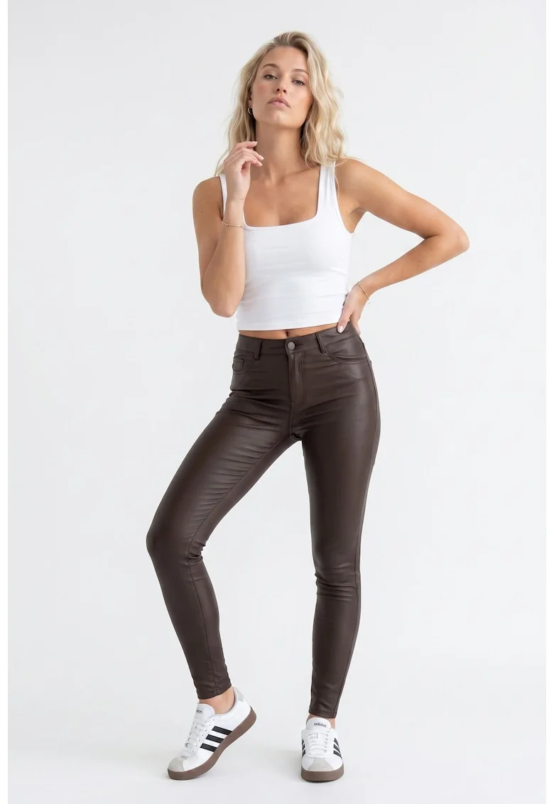 Pantaloni casual pentru femei, croi ajustat, lungime standard, cu nasturi si buzunare, din vascoza - M1343, Maro