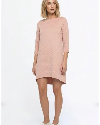 Rochie casual midi, croiala lejera, decolteu barcuta, maneca 3/4, fara inchidere, stil clasic - M1363, Roz