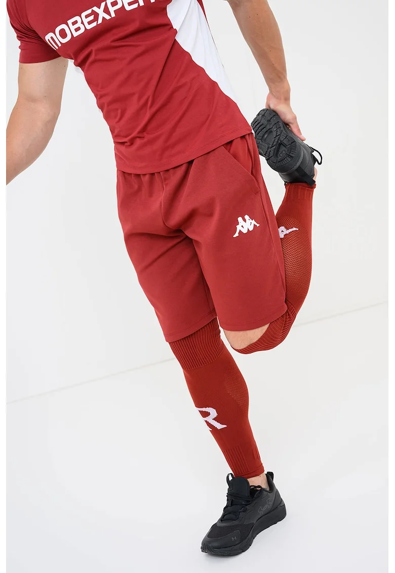 Bermude de prezentare 2026-2027 FC Rapid 1923, Visiniu