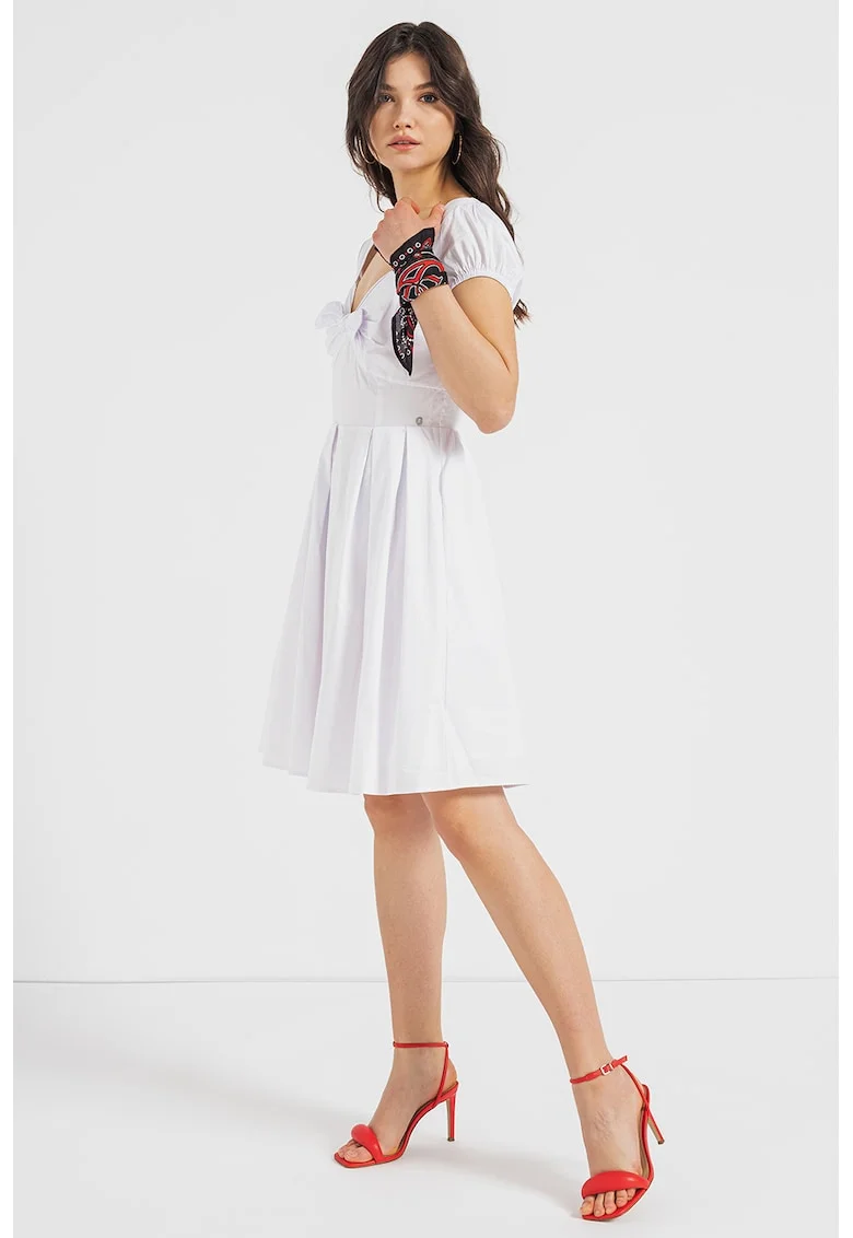 Rochie evazata cu aplicatie funda, Alb