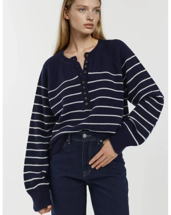 Pulover dama,  cu dungi, detalii cu nasturi, bleumarin, tricot, Bleumarin