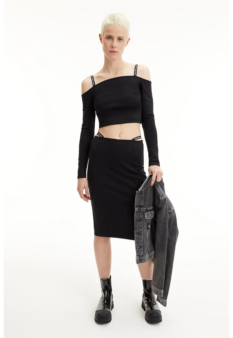 Bluza crop cu decupaje pe umeri, Negru