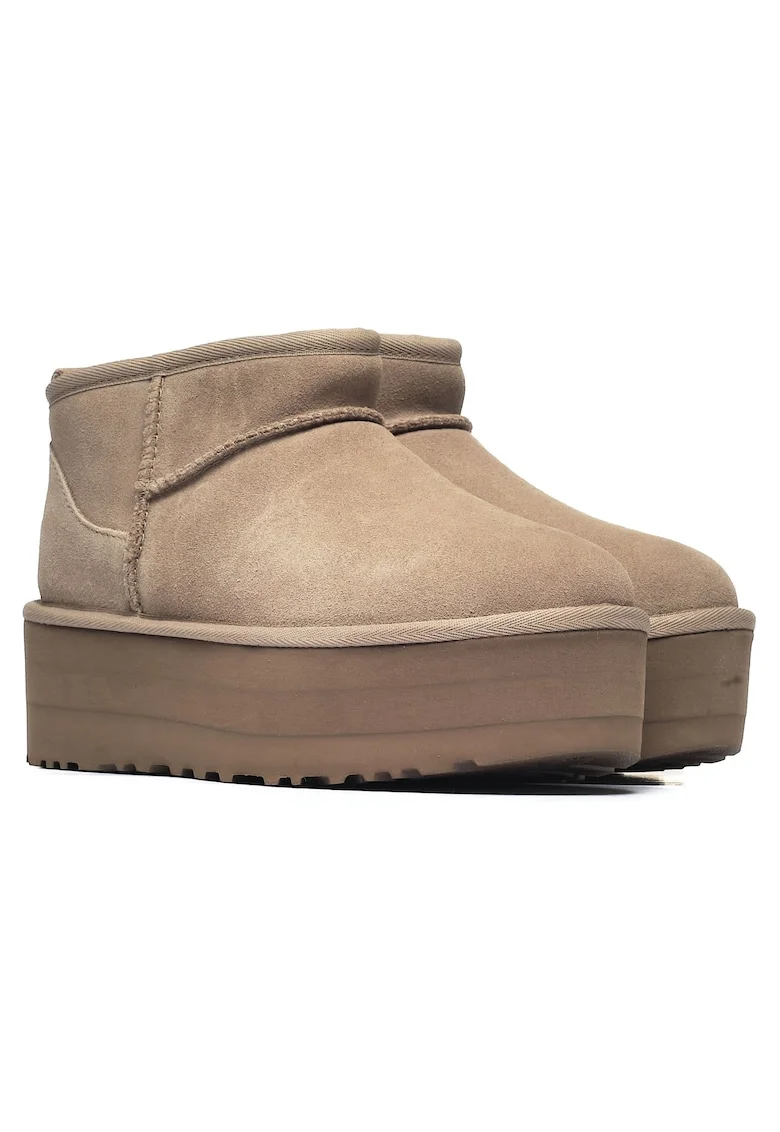 Ghete cu platforma Classic Ultra Mini,