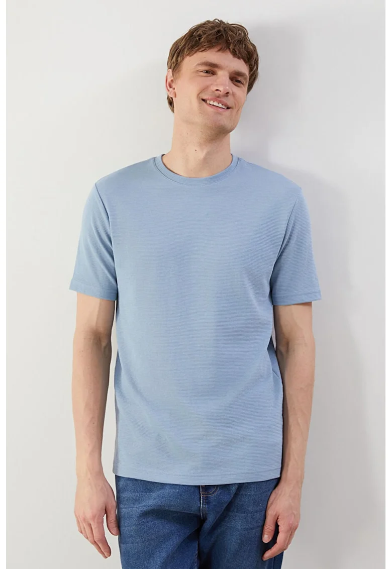 Tricou uni cu decolteu la baza gatului, Albastru pastel