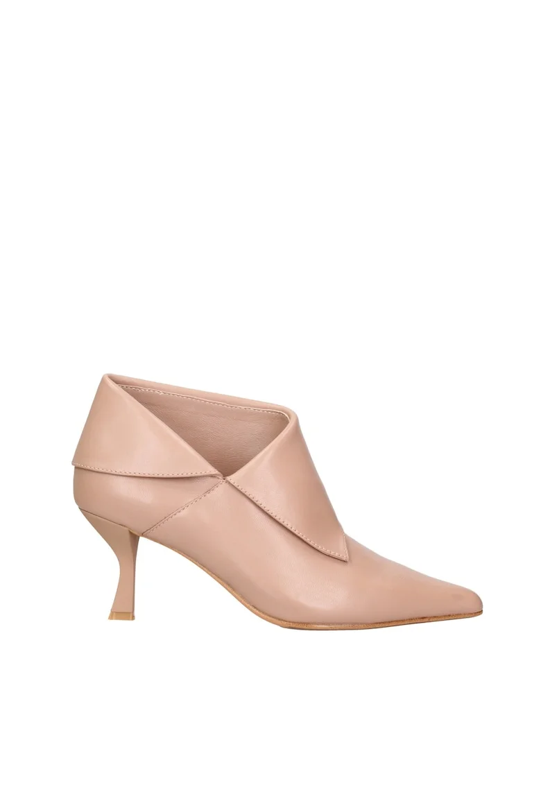 Botine din piele cu varf ascutit Edera Elite, Bej