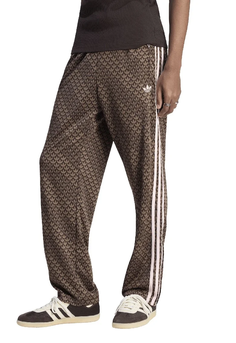 Pantaloni de trening cu model monograma si slituri cu fermoar la glezna, Alb/Maro inchis/Maro deschis