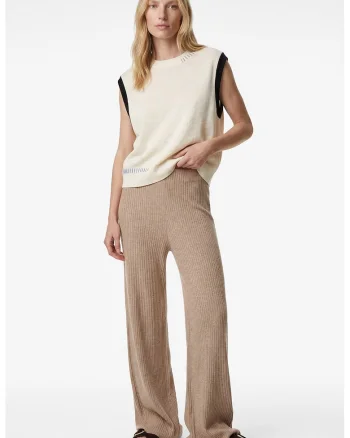 Pantaloni evazati tricotati, Maro deschis