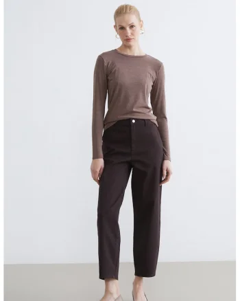 Bluza cu model uni si decolteu rotund, Maro deschis