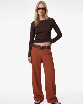 Pantaloni drepti cu curea, Caramiziu