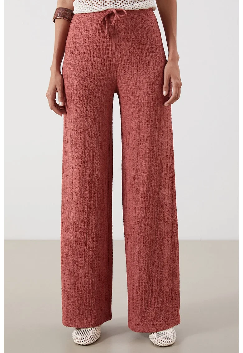 Pantaloni texturati cu croiala ampla, Caramiziu