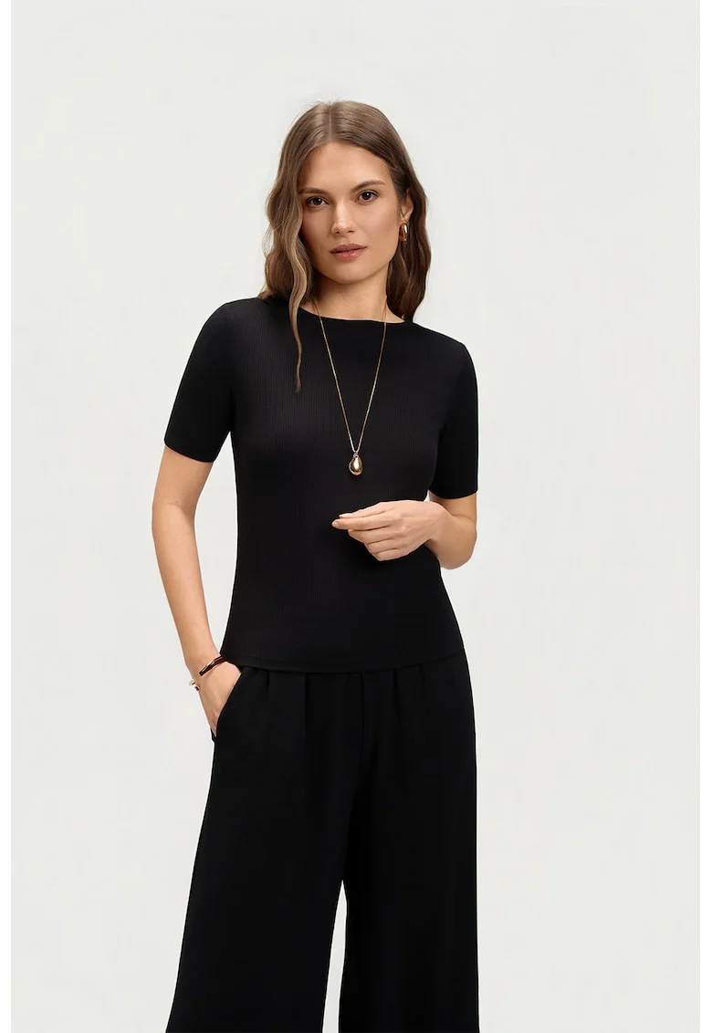 Tricou slim fit cu model uni, Negru