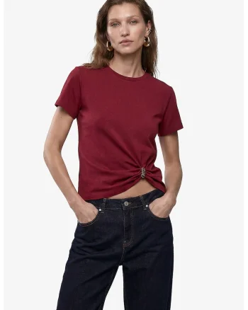 Tricou cu decolteu la baza gatului si detaliu drapat si metalizat, Rosu vintage