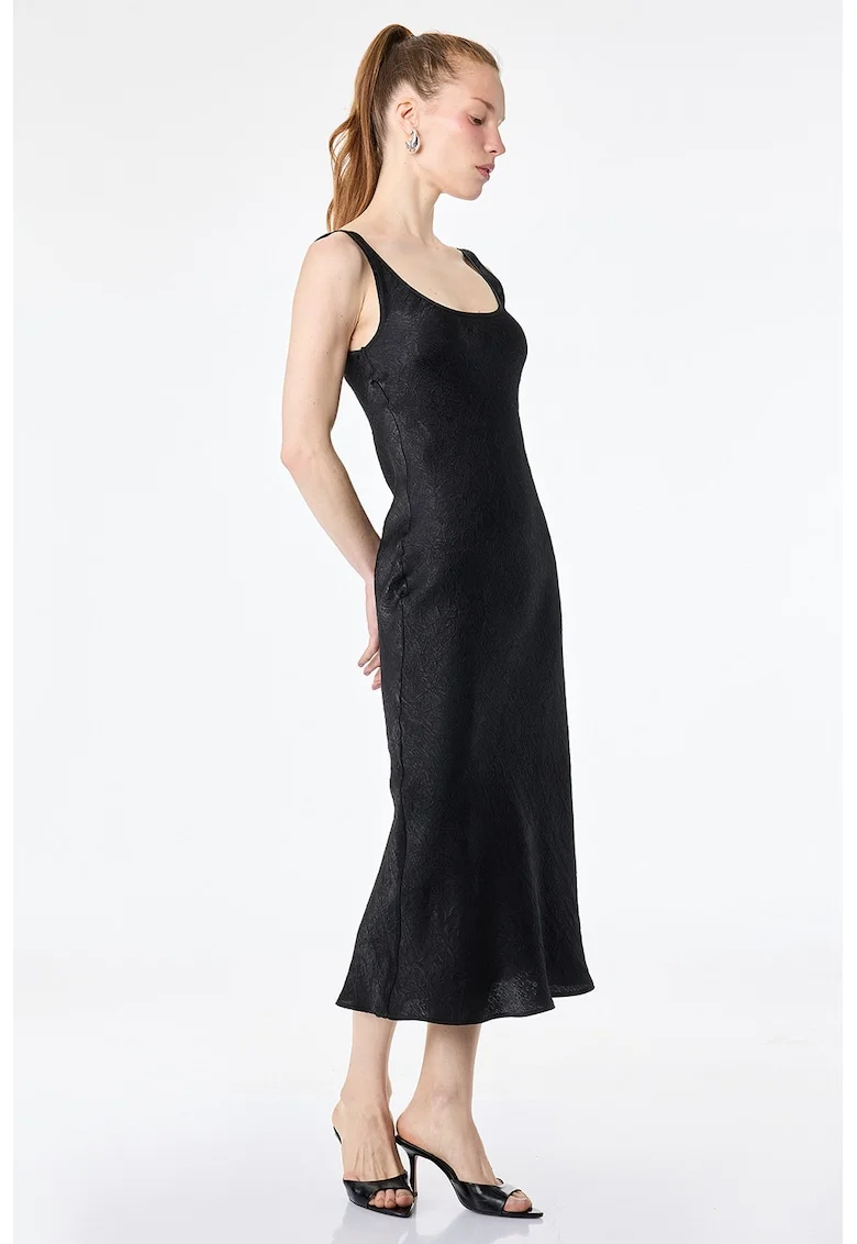 Rochie-furou cu decolteu amplu, Negru