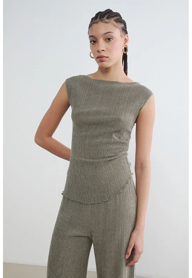 Top extra slim-fit cu croiala asimetrica, Verde stins