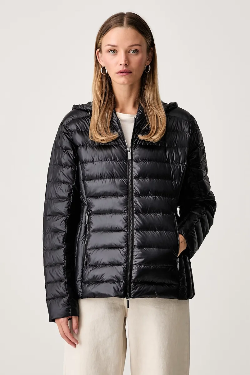 Armani Exchange geacă cu puf pentru femei