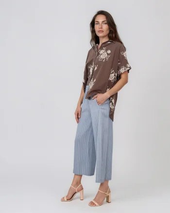Pantaloni culotte din vâscoză și in cu dungi, lungime trei sferturi bleu - Unica S-L