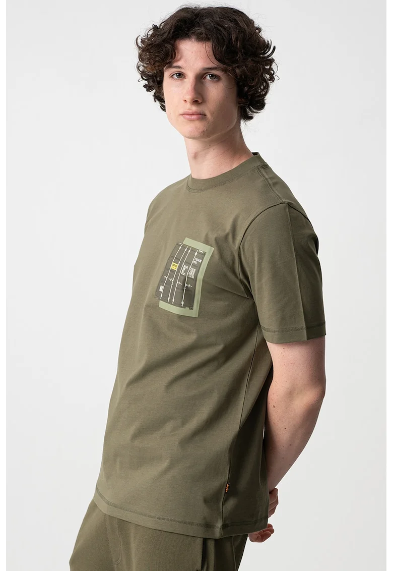 Tricou cu decolteu la baza gatului si imprimeu grafic pe piept, Verde aquamarin/Alb murdar
