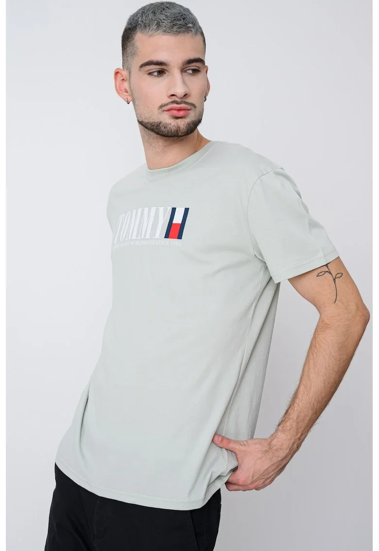 Tricou cu imprimeu logo si decolteu la baza gatului, Verde pal