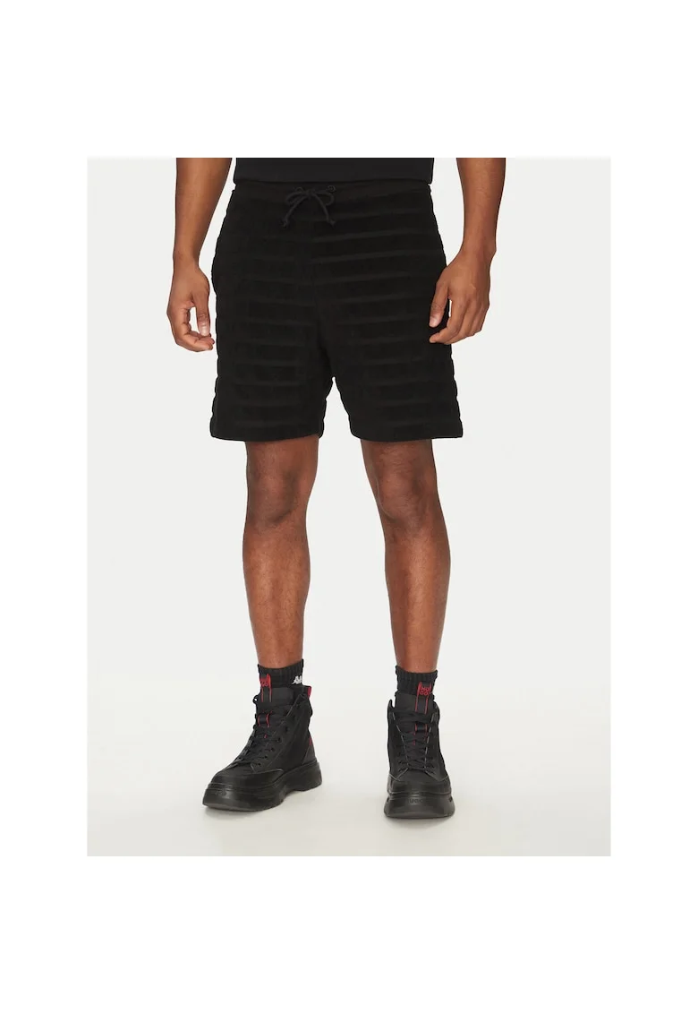 Pantaloni sport barbati  negru, scurti,