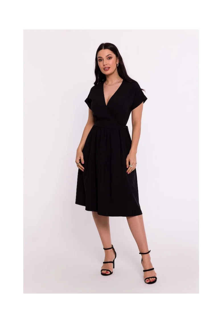 Rochie pe pliu cu legatura in talie,