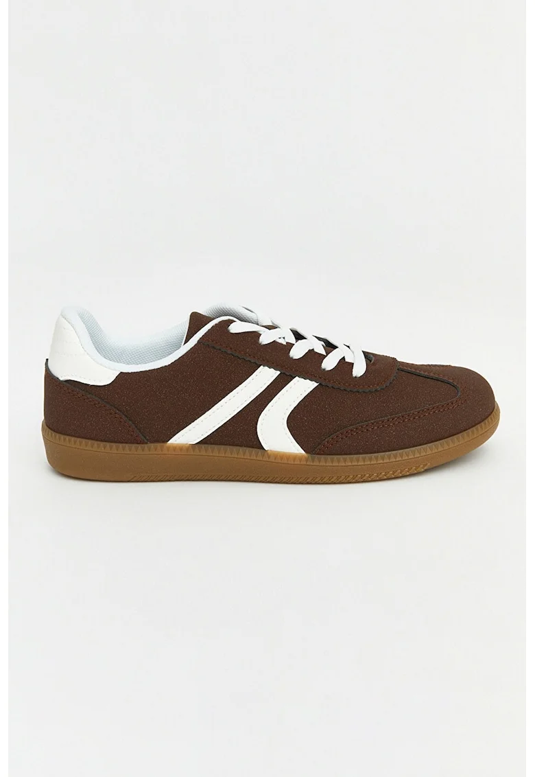 Pantofi sport low-cut cu detalii contrastante, Maro/Alb optic