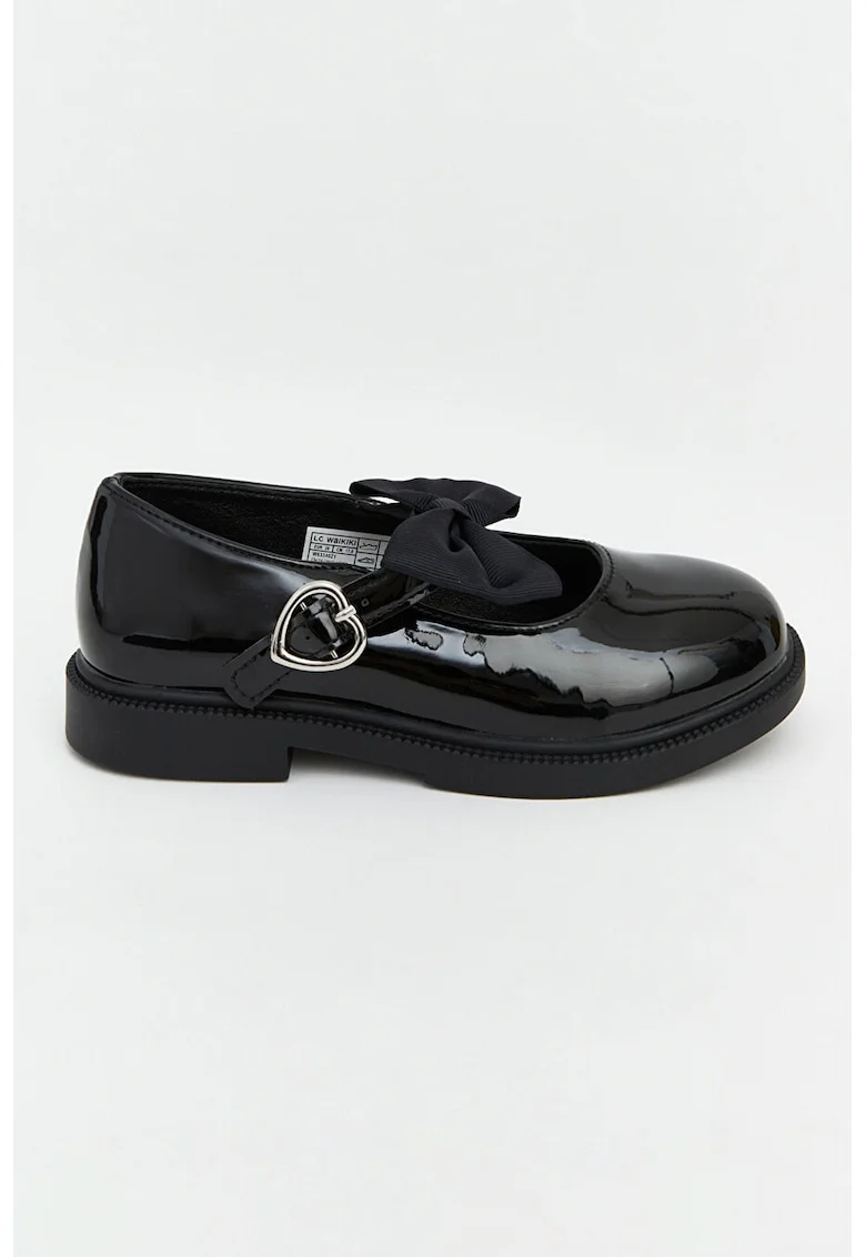 Pantofi cu aspect lacuit si aplicatie funda, Negru