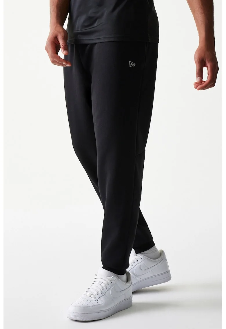 Pantaloni de trening Core Plus, Negru