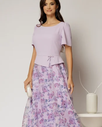 Rochie midi lila cu fusta din voal cu imprimeuri si decolteu rotund
