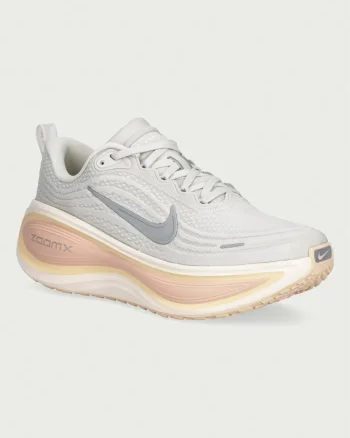 Nike încălțăminte pentru alergare pentru femei Vomero Plus
