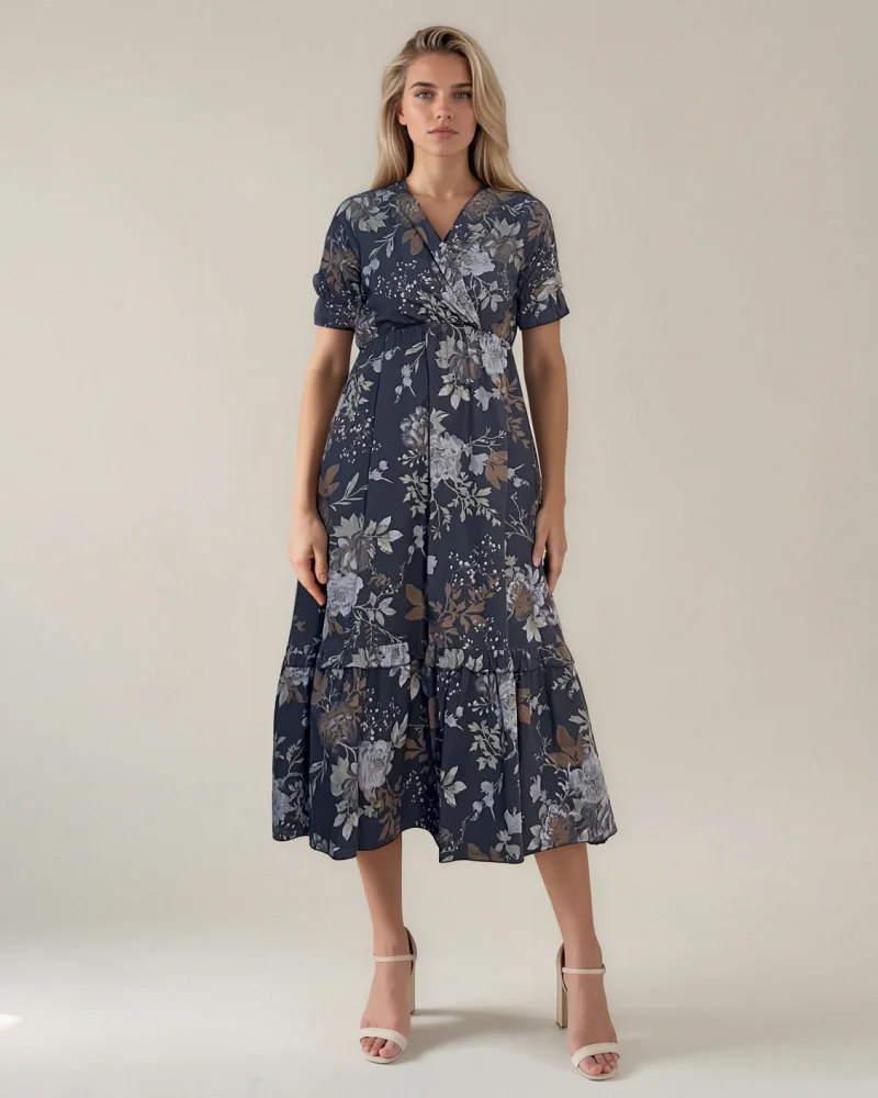 Rochie lungă cu imprimeu floral, decolteu petrecut și volane bleumarin - Unica S-L
