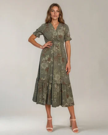 Rochie lungă cu imprimeu floral, decolteu petrecut și volane kaki - Unica S-L