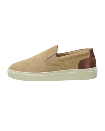 Pantofi slip-on de piele intoarsa cu logo, Bej