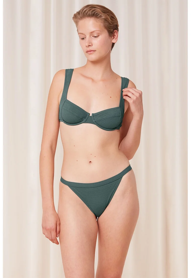 Slip brazilian, Verde englez
