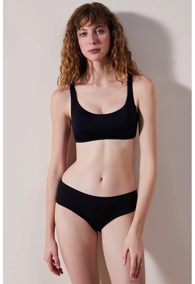 Slip uni, Negru