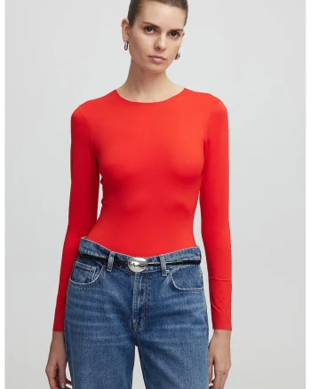 Body slim fit, Rosu