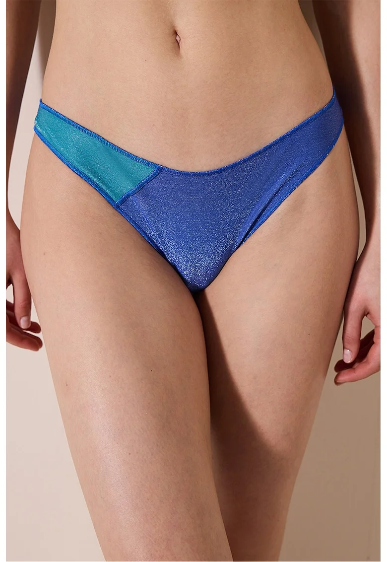 Slip brazilian, Albastru royal