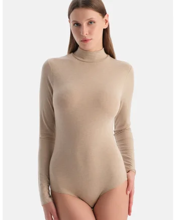 Body din amestec de modal cu guler scurt, Maro nisip