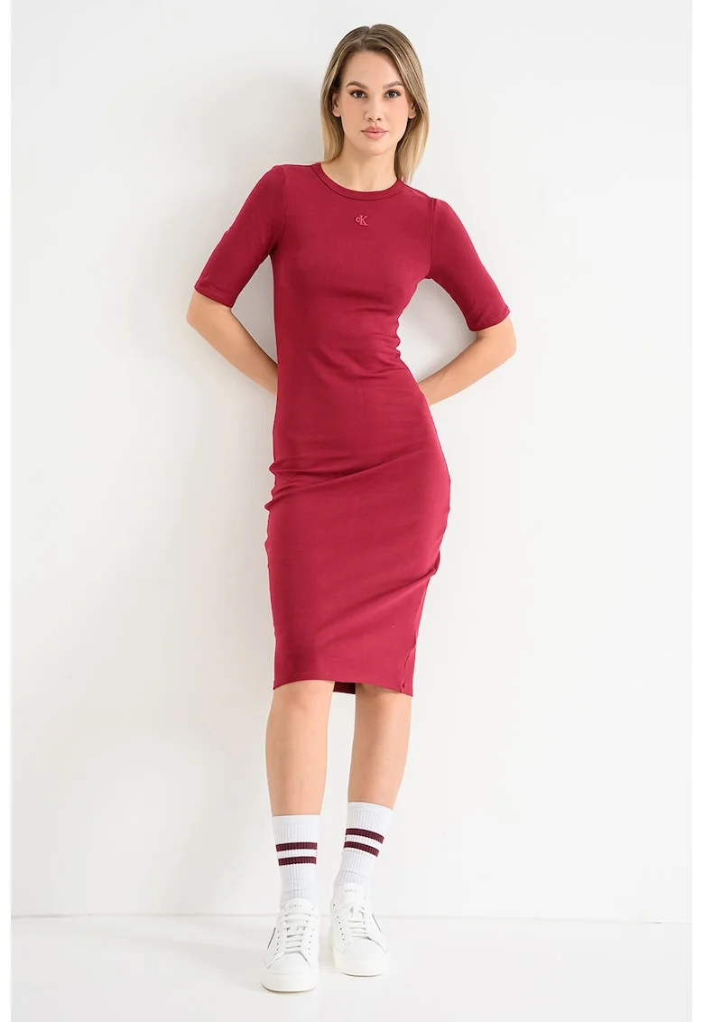 Rochie cu croiala bodycon si decolteu la baza gatului, Rosu inchis