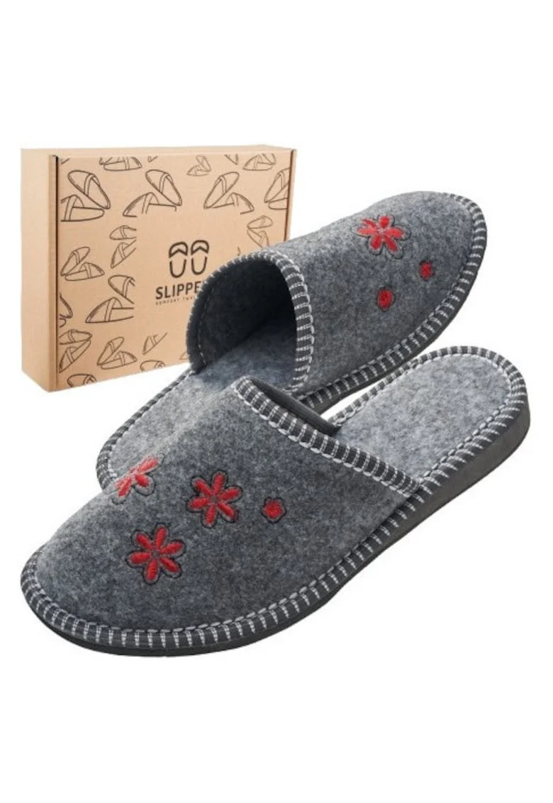 Papuci de casa pentru femei, din fetru gri cu flori, SLIP119, confortabili, intr-o cutie ecologica,, Gri