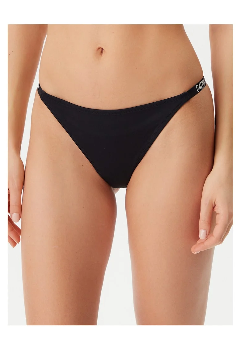 Slip de baie negru, Negru