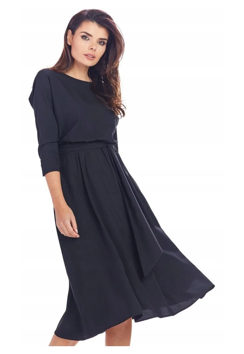 Rochie Dama,  Tricotata Midi, Croiala Bodycon Cambrata, Taietura Asimetrica, Nasturi Decorativi Aplicati, Tesatura Moale, Produsa in Polonia, Eleganta, Negru, Marime
